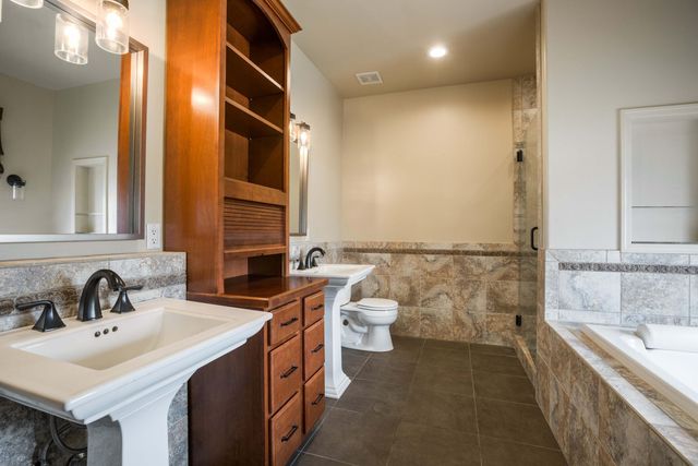 10 Adams Road, Edgewood, NM 87015