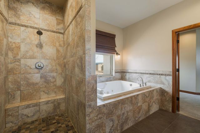 10 Adams Road, Edgewood, NM 87015