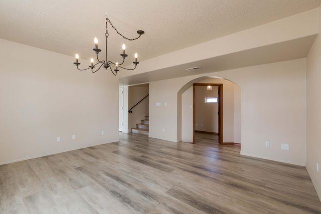 10 Adams Road, Edgewood, NM 87015