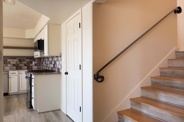 10 Adams Road, Edgewood, NM 87015