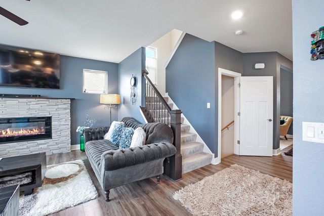 1390 Foxwood PASS, Oconomowoc, WI 53066