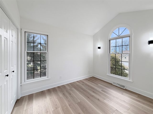 5821 FOREST CROSSING, Erie, PA 16506