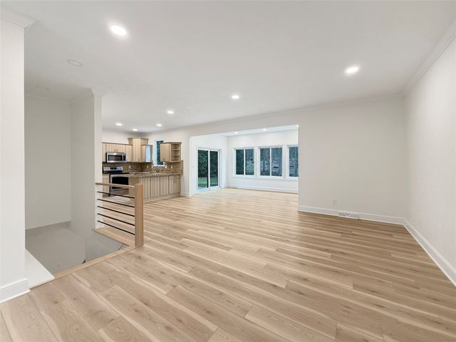 5821 FOREST CROSSING, Erie, PA 16506