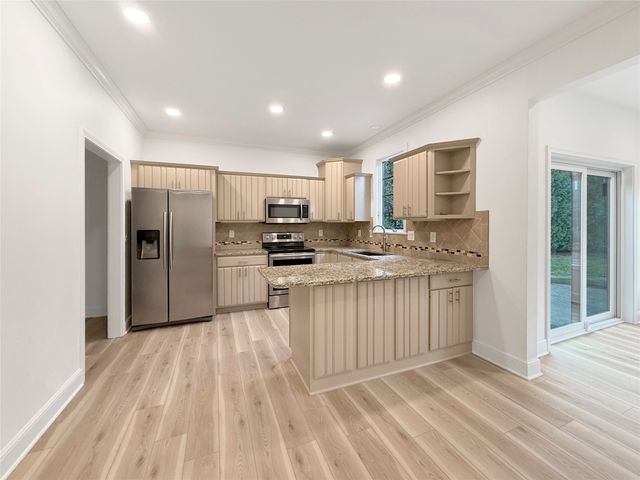 5821 FOREST CROSSING, Erie, PA 16506