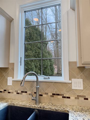 5821 FOREST CROSSING, Erie, PA 16506