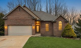 5821 FOREST CROSSING, Erie, PA 16506