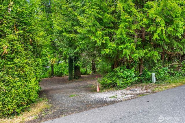 2528 Westwind Drive NW, Olympia, WA 98502