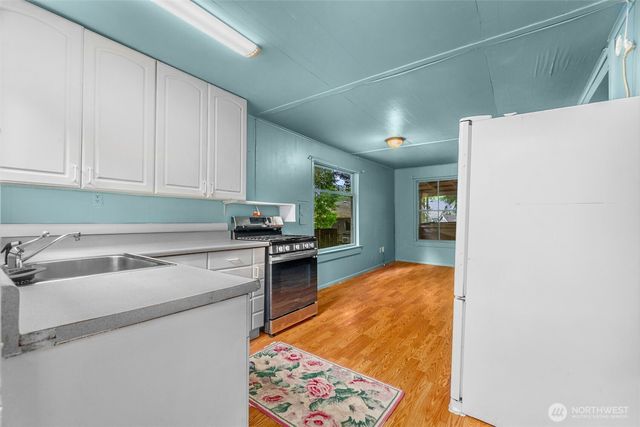 2528 Westwind Drive NW, Olympia, WA 98502