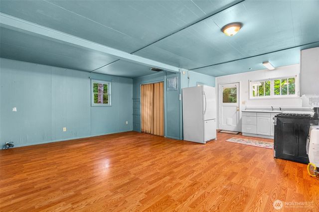 2528 Westwind Drive NW, Olympia, WA 98502