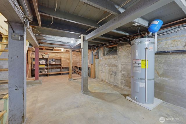 922 Pitt Avenue, Bremerton, WA 98310