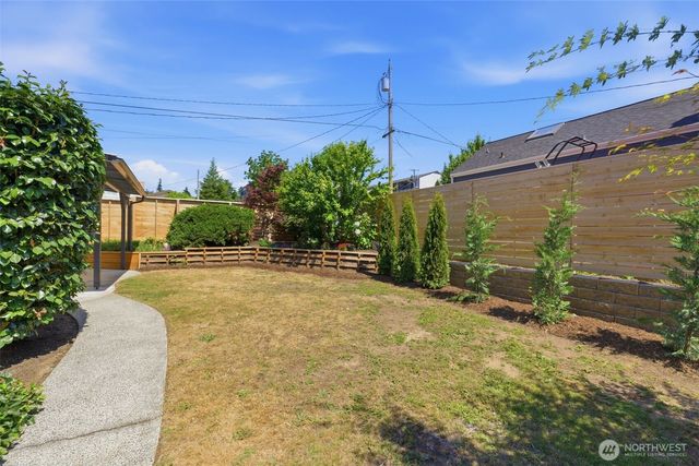 922 Pitt Avenue, Bremerton, WA 98310