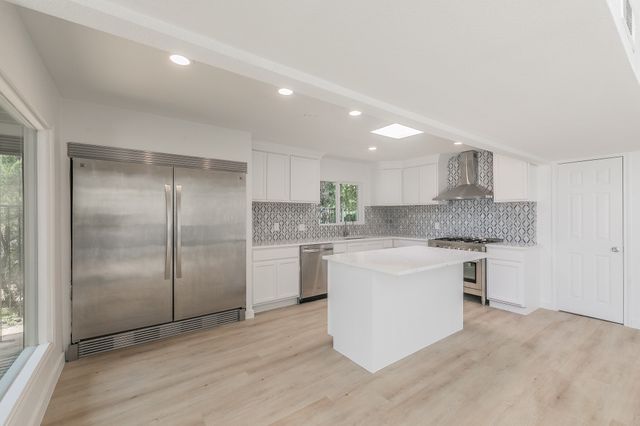 11417 Park Central Place, Dallas, TX 75230