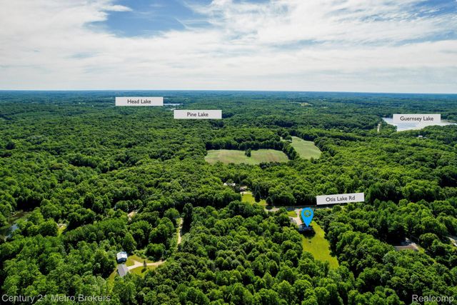6100 Otis Lake Road, Hope Township, MI 49046