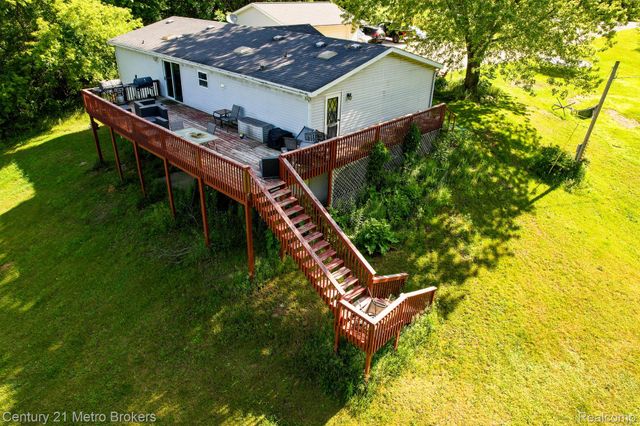 6100 Otis Lake Road, Hope Township, MI 49046