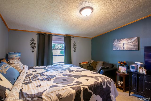 6100 Otis Lake Road, Hope Township, MI 49046