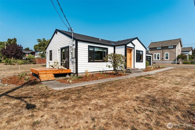 1738 Washington Street, Port Townsend, WA 98368