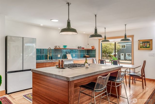 1738 Washington Street, Port Townsend, WA 98368