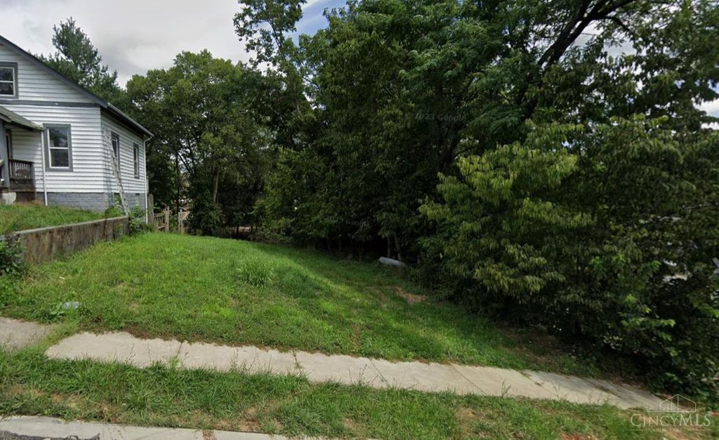 2060 Bickel Avenue, Cincinnati, OH 45214