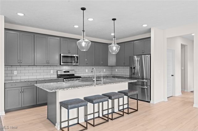 8924 Leatherleaf Drive, Columbia Station, OH 44028