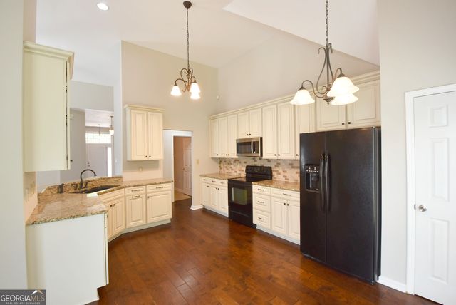 208 Turnbridge Circle, Peachtree City, GA 30269