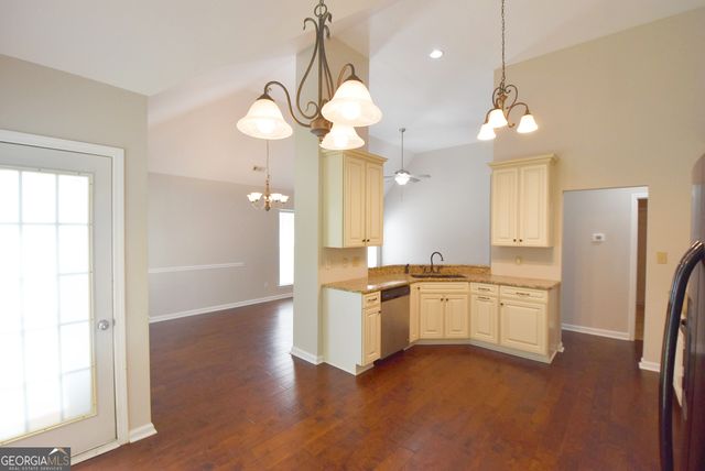 208 Turnbridge Circle, Peachtree City, GA 30269