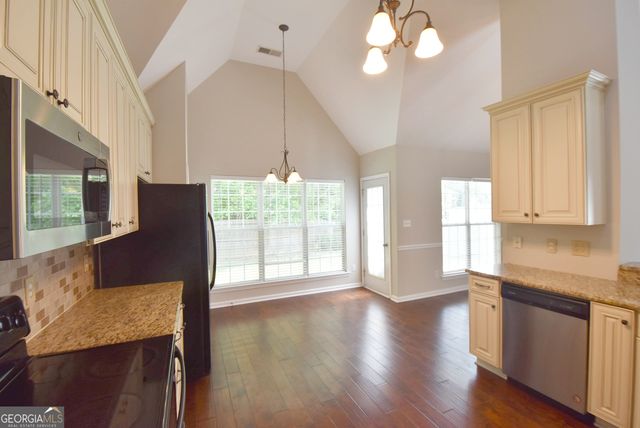208 Turnbridge Circle, Peachtree City, GA 30269