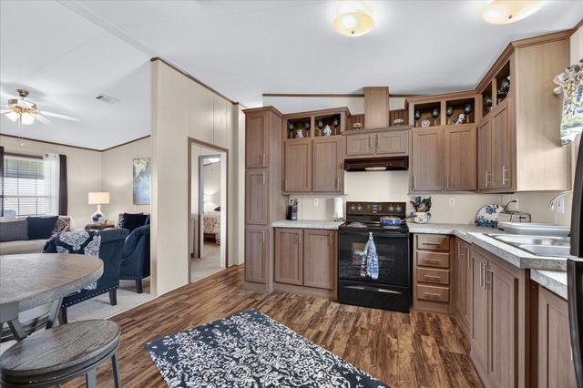 701 Canal Drive, Point Blank, TX 77364