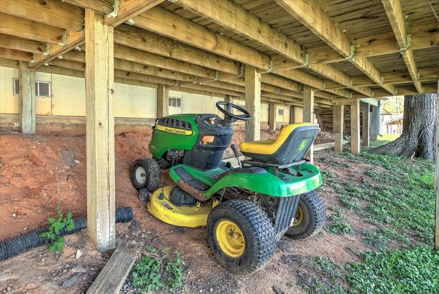 701 Canal Drive, Point Blank, TX 77364