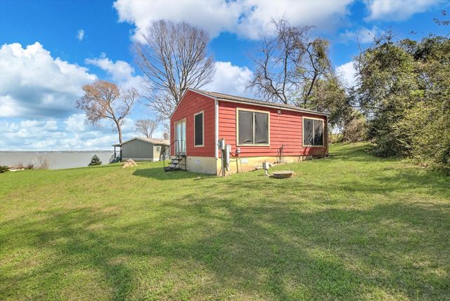 701 Canal Drive, Point Blank, TX 77364