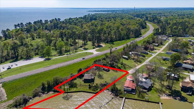 701 Canal Drive, Point Blank, TX 77364