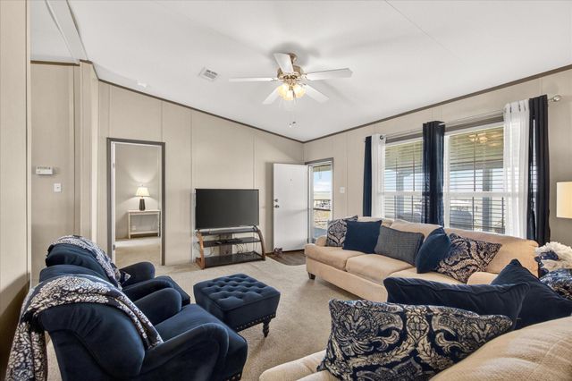 701 Canal Drive, Point Blank, TX 77364