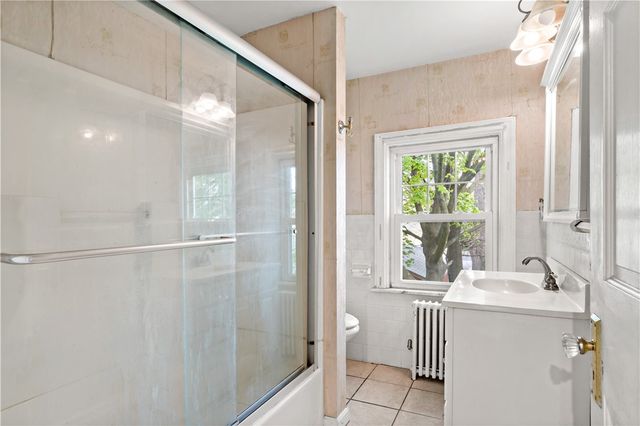 15 Cooper Street, East Providence, RI 02914