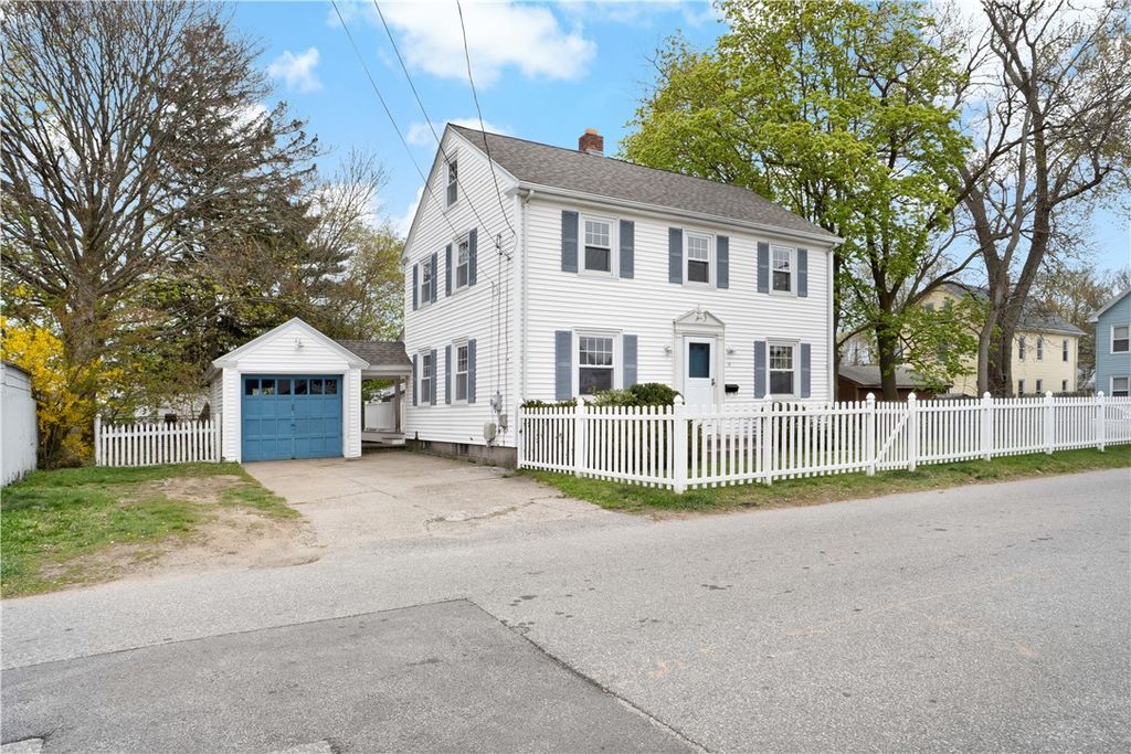 15 Cooper Street, East Providence, RI 02914