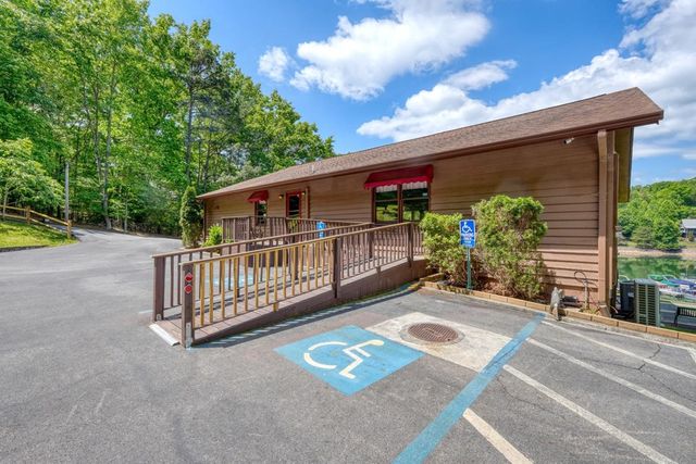 331 Rocky Circle, Blairsville, GA 30512