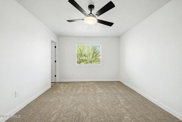 5813 S COLLEGE Avenue, Tempe, AZ 85283