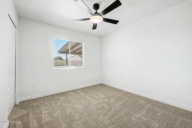 5813 S COLLEGE Avenue, Tempe, AZ 85283