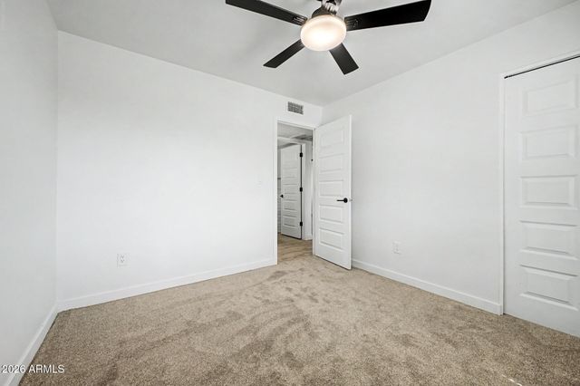 5813 S COLLEGE Avenue, Tempe, AZ 85283