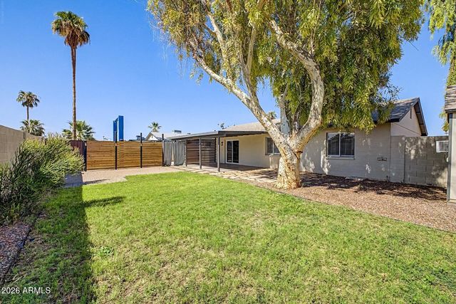 5813 S COLLEGE Avenue, Tempe, AZ 85283