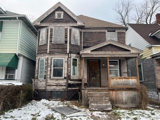 7723 E Canfield Street, Detroit, MI 48214