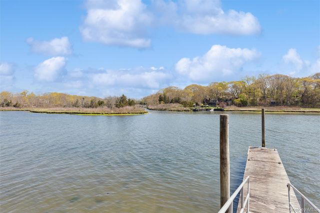 425 Briarwood Lane, Cutchogue, NY 11935