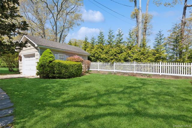 425 Briarwood Lane, Cutchogue, NY 11935