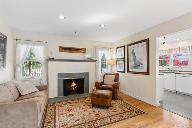 425 Briarwood Lane, Cutchogue, NY 11935