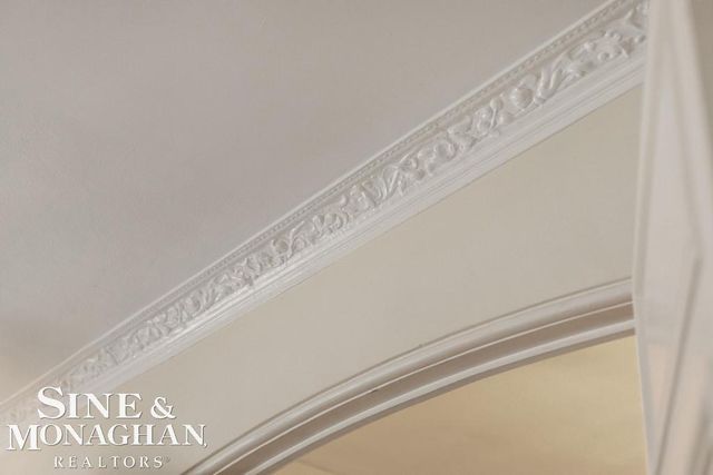 30 Cranford Lane, Grosse Pointe, MI 48230