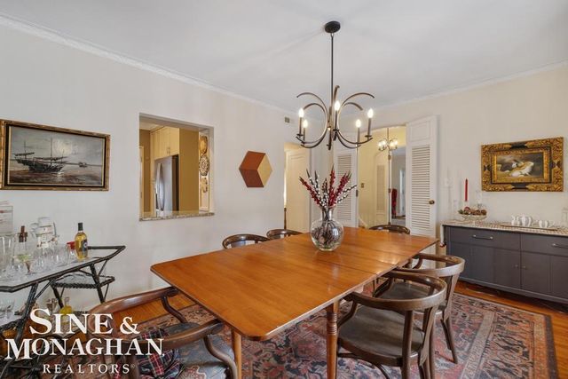 30 Cranford Lane, Grosse Pointe, MI 48230