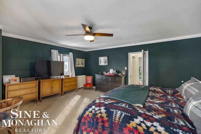 30 Cranford Lane, Grosse Pointe, MI 48230