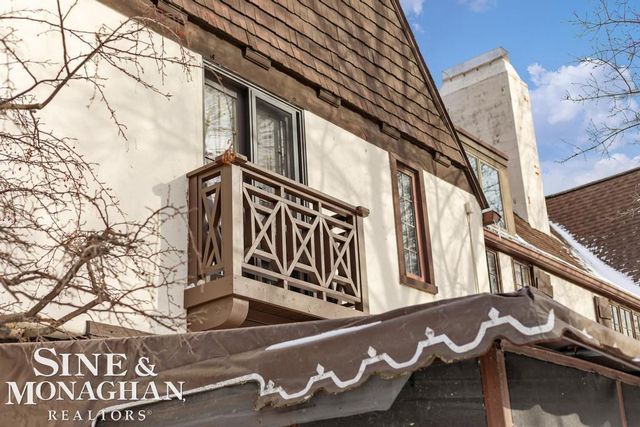 30 Cranford Lane, Grosse Pointe, MI 48230