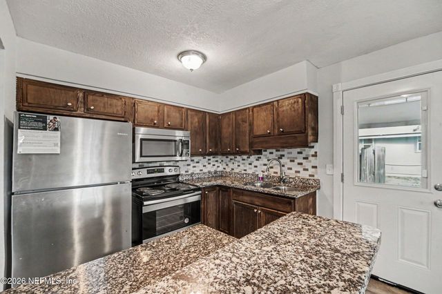 505 N VERMONT Avenue, Green Cove Springs, FL 32043