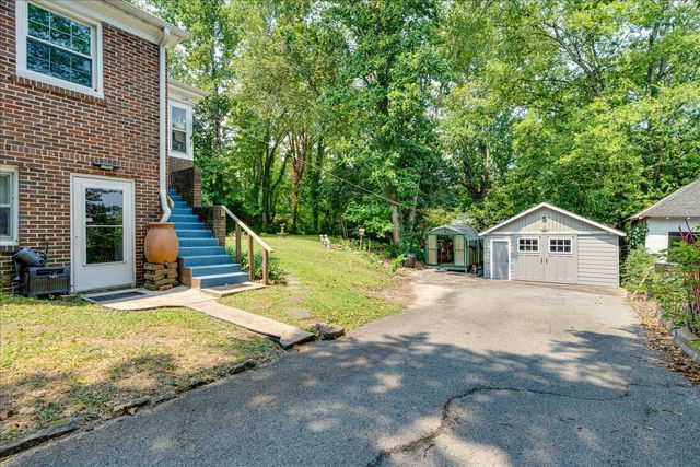 205 Gillespie Terrace, Chattanooga, TN 37411