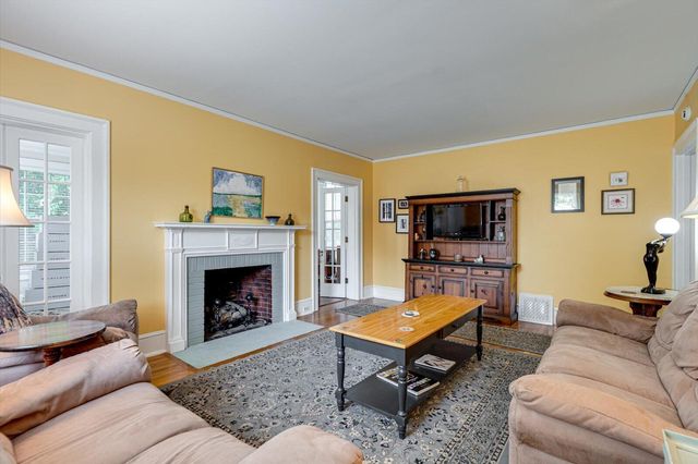 205 Gillespie Terrace, Chattanooga, TN 37411