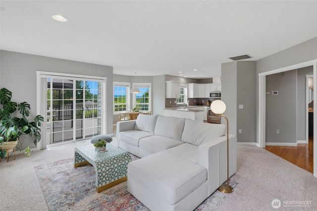 1404 Amber Boulevard SE, Puyallup, WA 98372